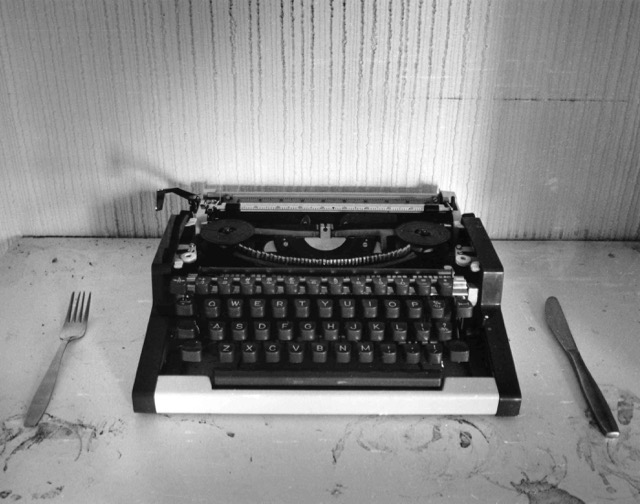 Knife, fork and typewriter (Photo Simon Piercey)